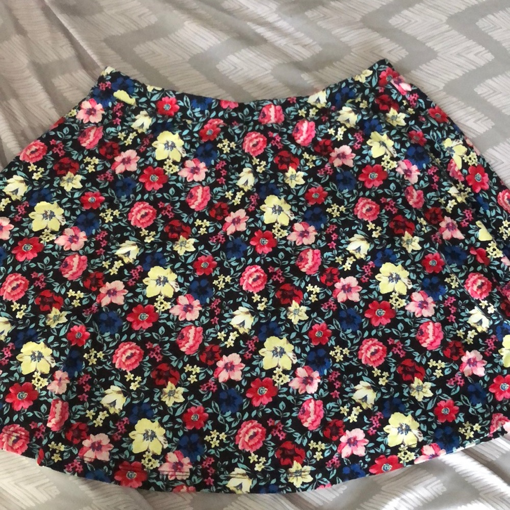 Forever 21 floral skirt